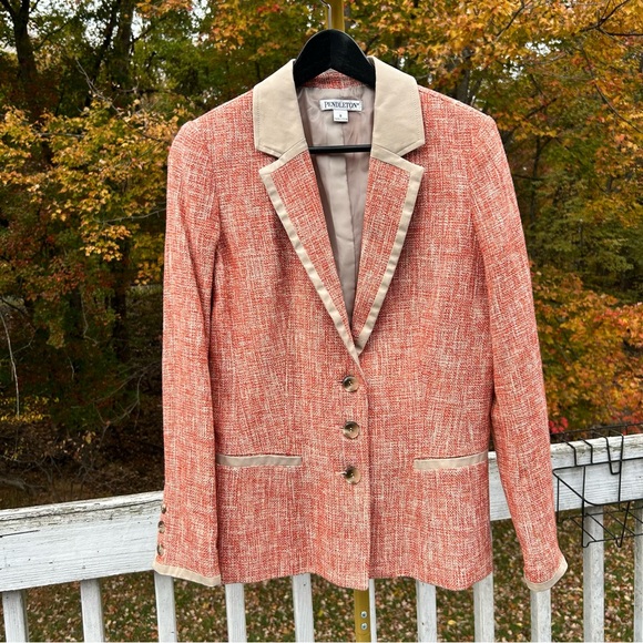 Pendleton Jackets & Blazers - Pendleton vintage Women's Coral Tweed Blazer with Beige Accents size 8